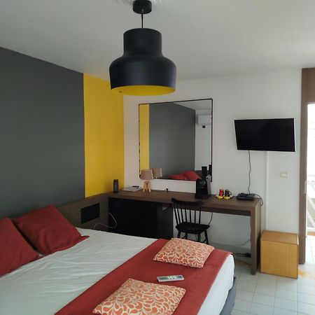 Studio Avec Grande Piscine, Plage Cannelle Caraibes Saint-Francois  Exterior foto